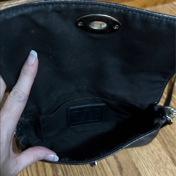 Coach - Picture 3 of 9